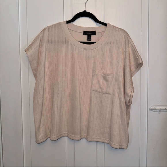 ✨forever 21+ taupe ribbed knit crop top✨ - Picture 1 of 7